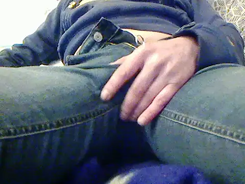 Adi1985gda live sex cam