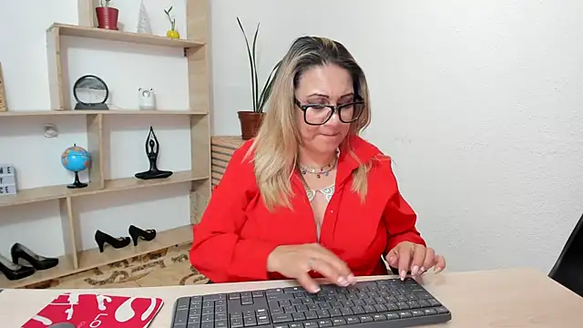 yayita_mature live sex cam