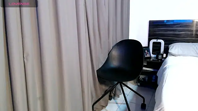 FaustoCock live sex cam