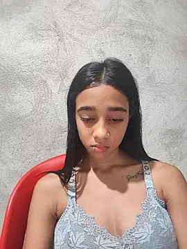 Zoe_Sweett18 live sex cam