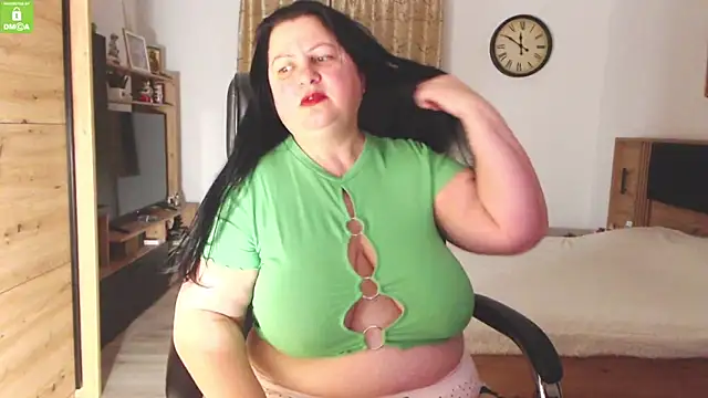 Zulemasecrets's cam snapshot