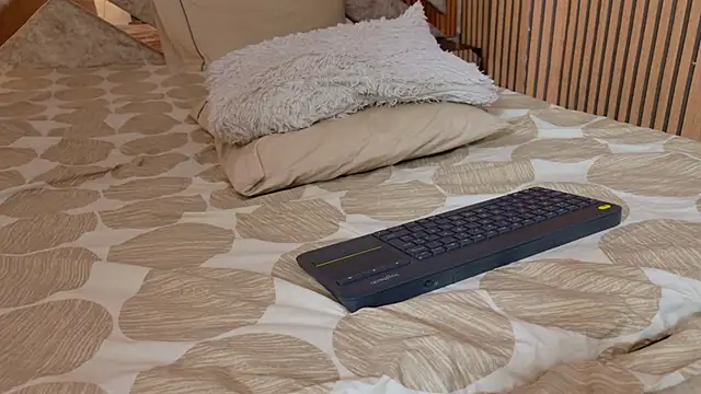 _miss_khloe live sex cam