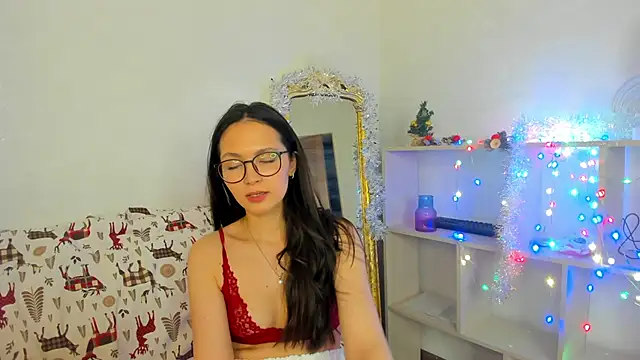 elina_syui's cam snapshot