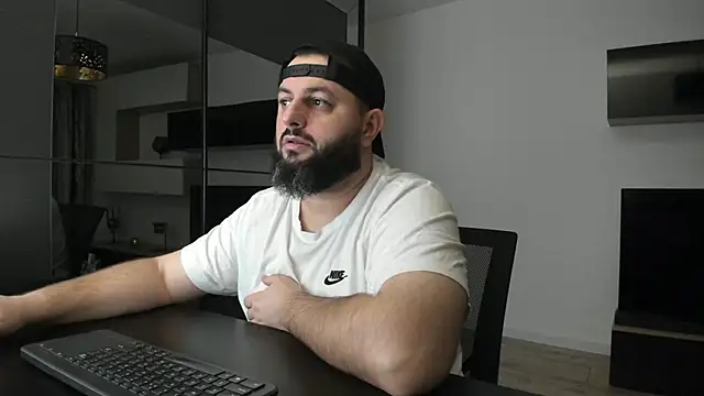 DravenPeak live sex cam