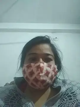 momo_loves's cam snapshot