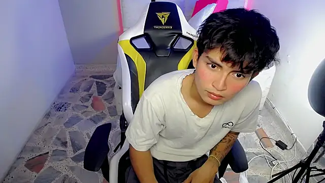 Green_XoX live sex cam