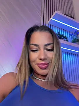 KirstieVegas live sex cam