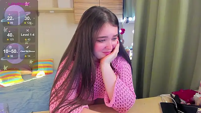 Alice_next_door's cam snapshot