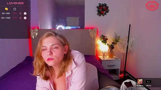 DellaRowe's cam snapshot