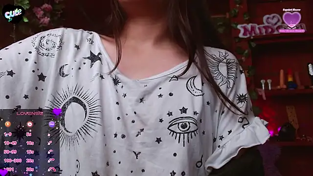 MidoriQuiinn live sex cam