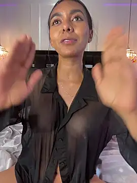 LuckyGoddessXXX's cam snapshot