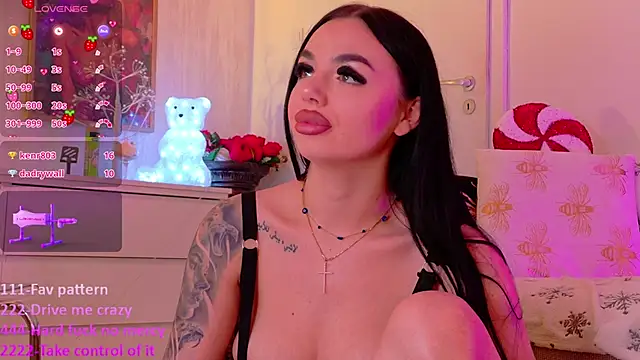 TiaBelle's cam snapshot