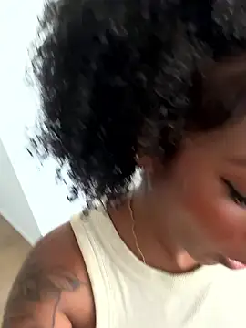 Your_Paris live sex cam