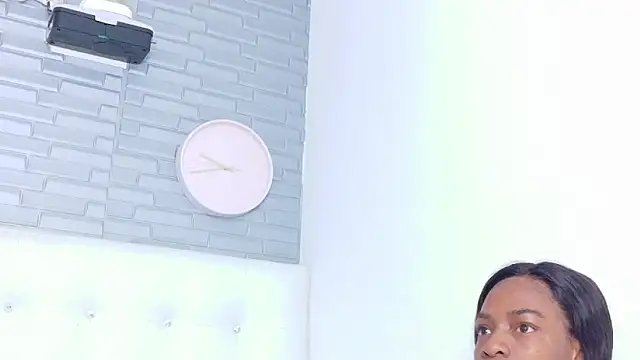 Hungry_pussy18 live sex cam