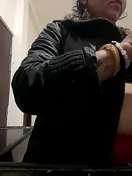 Priya-Singh8's cam snapshot