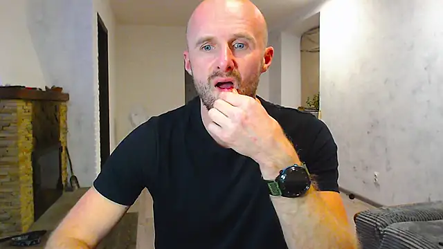 DoctorAlexx's cam snapshot