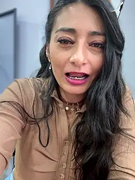 _Bella-Office1's cam snapshot