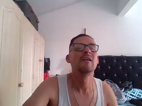 Tony_Montana1945's cam snapshot