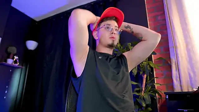 Leo_Valmore's cam snapshot