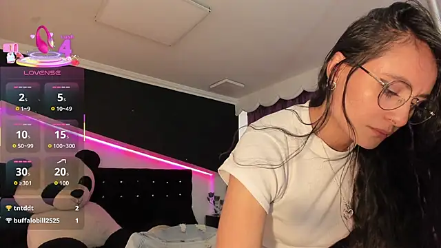 Coral_Gibson's cam snapshot