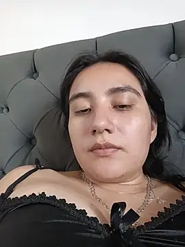 Hellen_Alex live sex cam