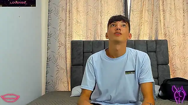 Maikol_Ortiz live sex cam