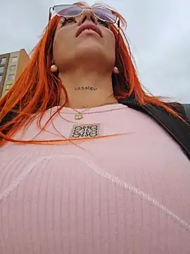 Alis_xxx live sex cam