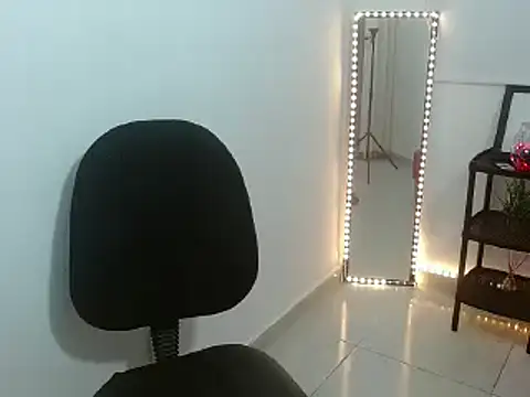 Shawnycarson's cam snapshot