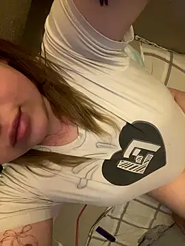 IMHORNYWET's cam snapshot