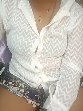 tamil_thaara03's cam snapshot