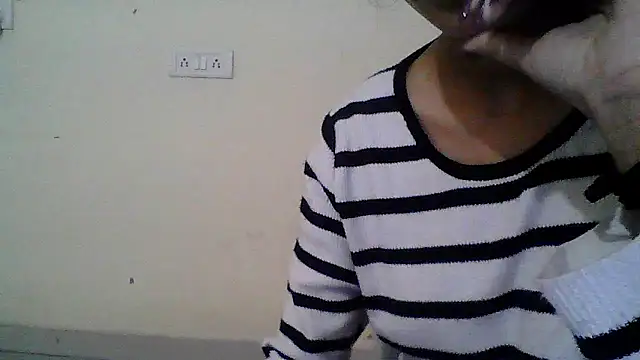 Naughty_Nayra's cam snapshot