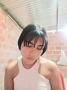 triana-hot18's cam snapshot