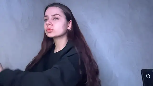 MiloyNoir live sex cam