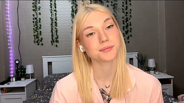 LlsabethHaze's cam snapshot