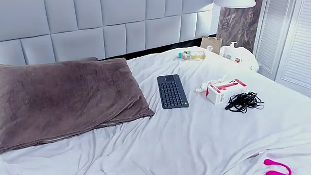 ebonylua's cam snapshot