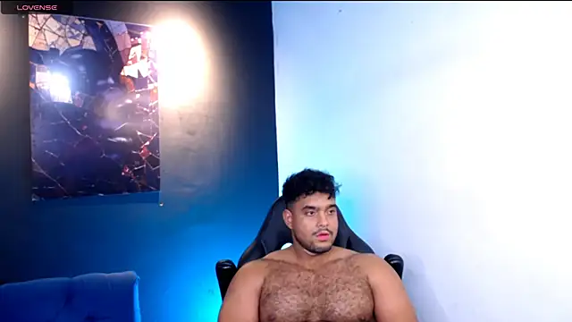 Big_furry_bear13 live sex cam