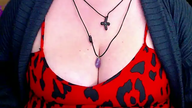 mayasmith live sex cam