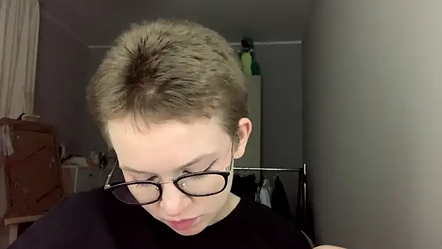 makeyousense live sex cam