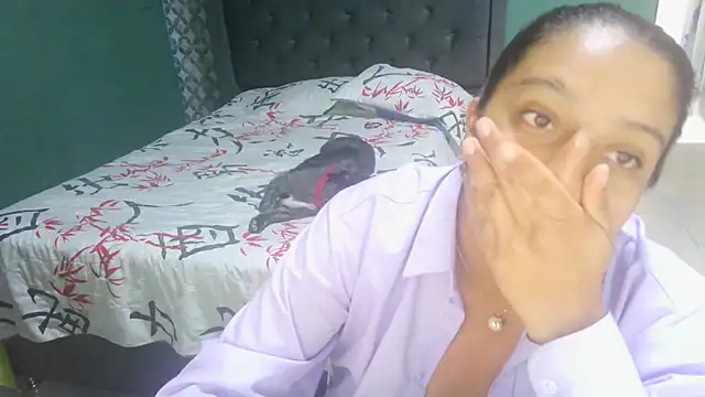 almaswan1 live sex cam