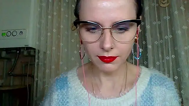 LuminousLady live sex cam