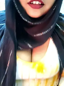 Indian-Nazia live sex cam