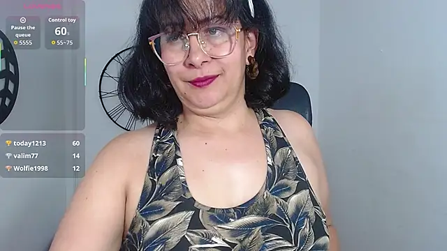 christy_ant's cam snapshot