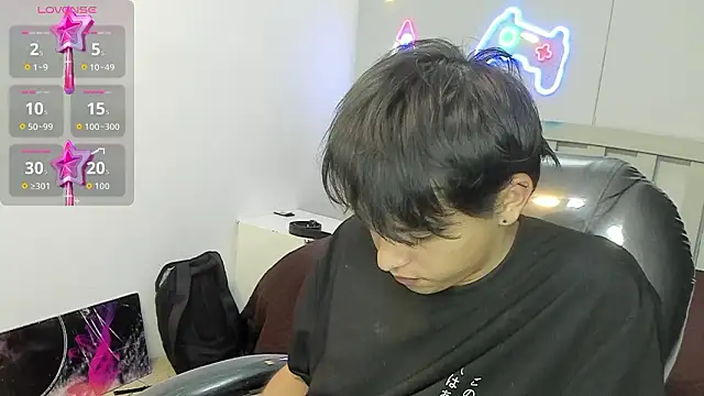 StiwenTwink live sex cam