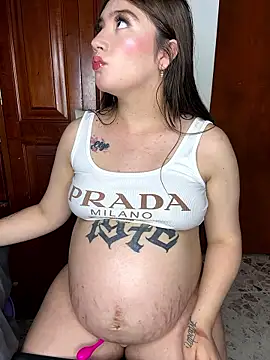 abiiegaill2's cam snapshot