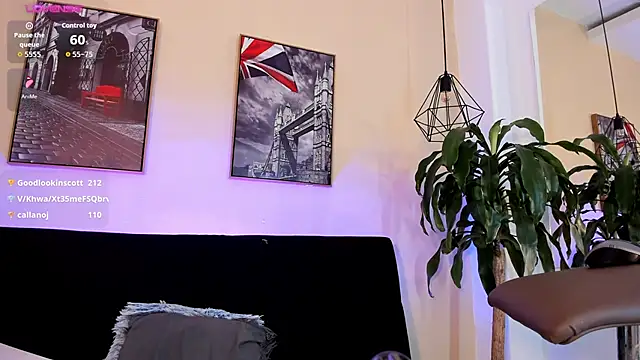 Sweet_Alessandre's cam snapshot