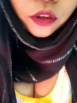 Indian-Nazia's cam snapshot