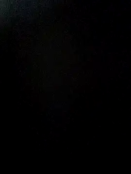 MadibaZondwa11's cam snapshot