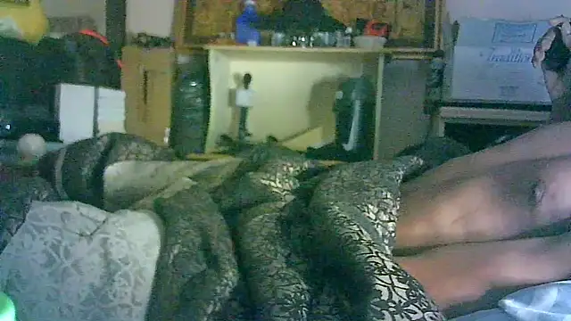 ON3YOULLN3VER_FIR3's cam snapshot