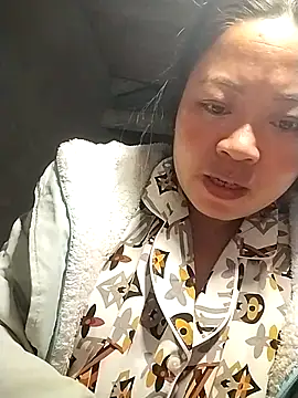 AlilaK2's cam snapshot