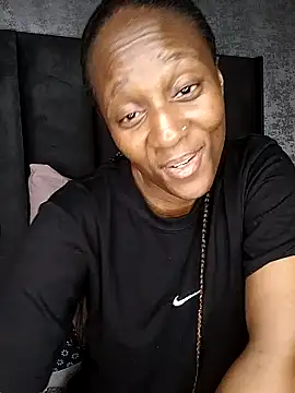 Lucy_Blacksilk's cam snapshot